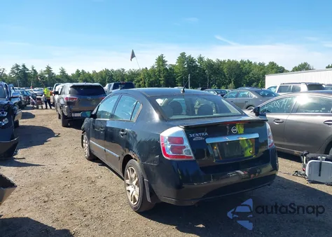 2011 Nissan Sentra 2.0S z USA, uszkodzony, nr VIN 3N1AB6AP7BL637750